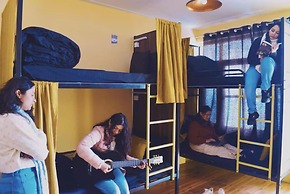 Goroomgo Trippy Turtle Manali