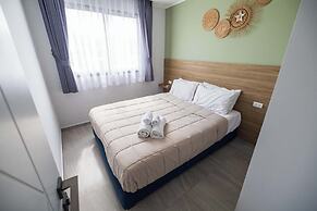 Modern Condo near the Beach - NV5