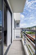 Modern Condo near the Beach - NV5