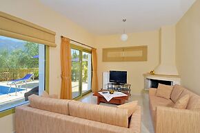 Villa Pinelopi With 2 Bedrooms and 3 Bathrooms