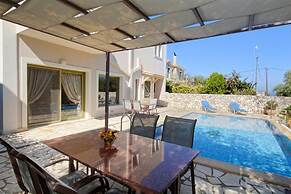 Villa Pinelopi With 2 Bedrooms and 3 Bathrooms