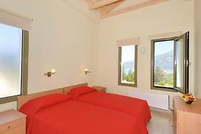 Villa Irineos With 2 Bedrooms and 3 Bathrooms