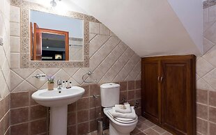 Villa Noulia With 4 Bedrooms and 2 Bathrooms