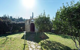 Villa Noulia With 4 Bedrooms and 2 Bathrooms