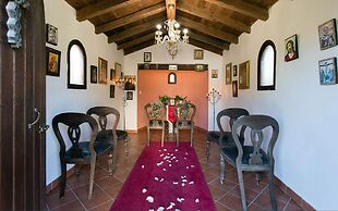 Villa Noulia With 4 Bedrooms and 2 Bathrooms