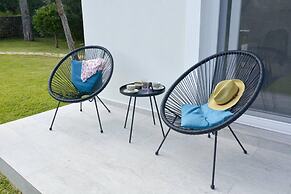 Villa Noulia With 4 Bedrooms and 2 Bathrooms