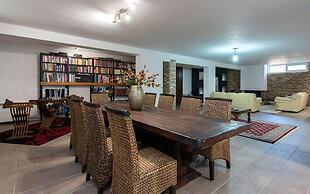 Villa Noulia With 4 Bedrooms and 2 Bathrooms