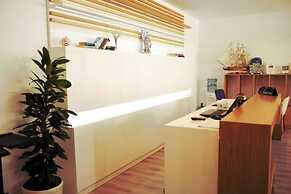 DIAMOND Apart Complex