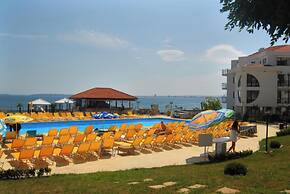 DIAMOND Apart Complex