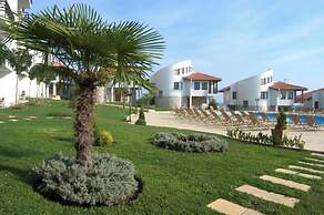 DIAMOND Apart Complex