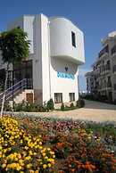 DIAMOND Apart Complex