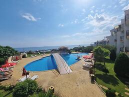 DIAMOND Apart Complex