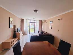 DIAMOND Apart Complex