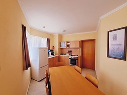 DIAMOND Apart Complex