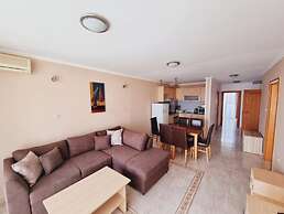 DIAMOND Apart Complex