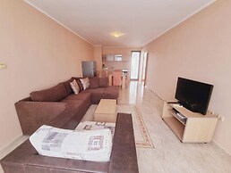 DIAMOND Apart Complex