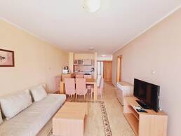 DIAMOND Apart Complex