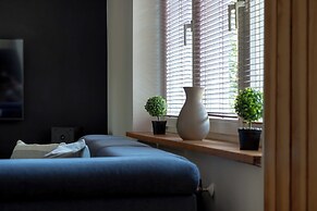 Studio With Bathub in Lodz by Renters