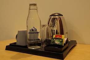 Dreamotel Luxury Suites and Rooms
