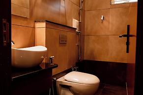 Dreamotel Luxury Suites and Rooms