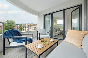 Sun Towers With Parking by Renters