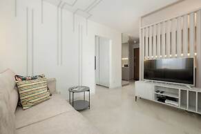 Sun Towers With Parking by Renters