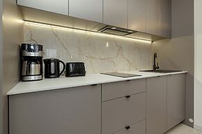 Sun Towers With Parking by Renters