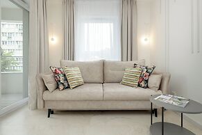 Sun Towers With Parking by Renters