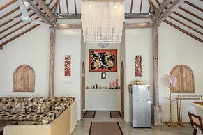 Madeira Javanese Joglo, Jimbaran