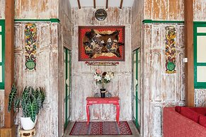 Madeira Javanese Joglo, Jimbaran