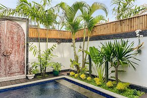 Madeira Javanese Joglo, Jimbaran