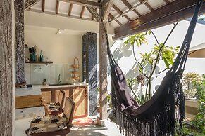 Madeira Javanese Joglo, Jimbaran