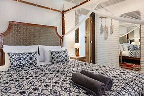 Madeira Javanese Joglo, Jimbaran