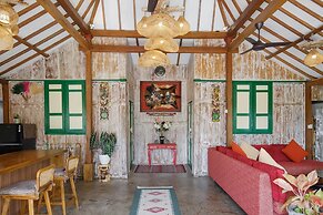 Madeira Javanese Joglo, Jimbaran