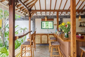 Madeira Javanese Joglo, Jimbaran