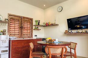 Madeira Javanese Joglo, Jimbaran