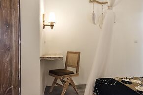 Madeira Javanese Joglo, Jimbaran