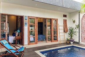 Madeira Javanese Joglo, Jimbaran