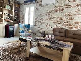 Villa De La Vita Alykes