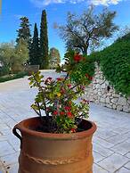 Villa De La Vita Alykes