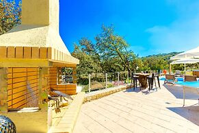 Villa Trules With Private Swimming Pool