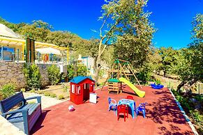 Villa Trules With Private Swimming Pool