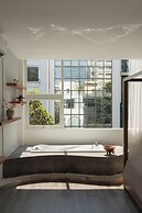 Zeus Living - Harmony Hideout