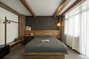 Zeus Living - Harmony Hideout