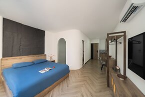 Zeus Living - Harmony Hideout