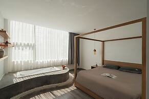 Zeus Living - Harmony Hideout