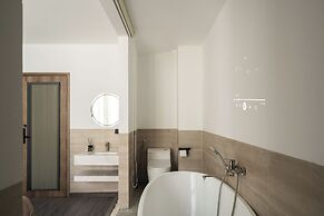 Zeus Living - Harmony Hideout