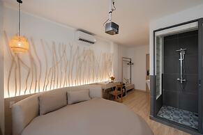 Zeus Living - Harmony Hideout