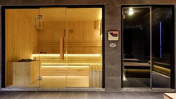 Grand La Vogue Hotel & Casino