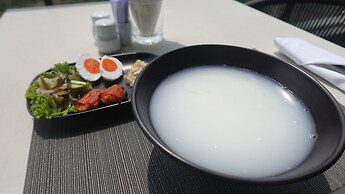 Grand La Vogue Hotel & Casino